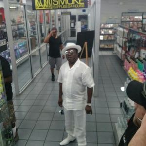 Meet your Posher, Edward